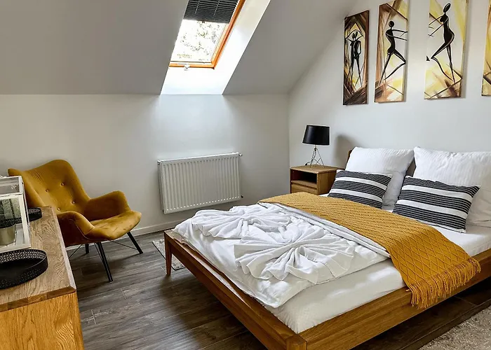 Spacerowa Lux * 쿠도바-즈루이